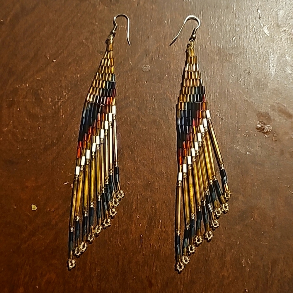 Owl Beaded Earrings in Boho Style, Aesthetic Bird Earrings, Pierce